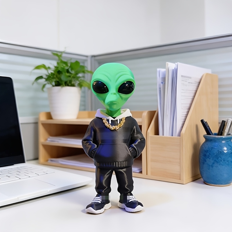 Office Furniture Brand - 1 Buah Figur Alien Hijau dengan